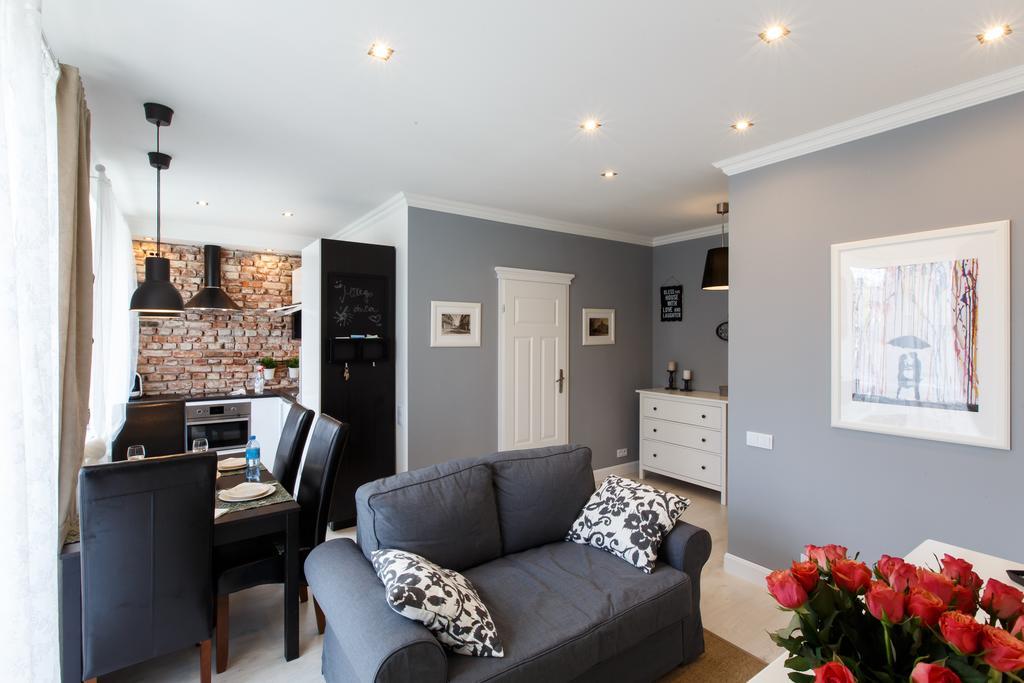 Apartamenty Sienkiewicza - Bezplatny Parking, Centrum, Park, Fv 凯尔采 外观 照片