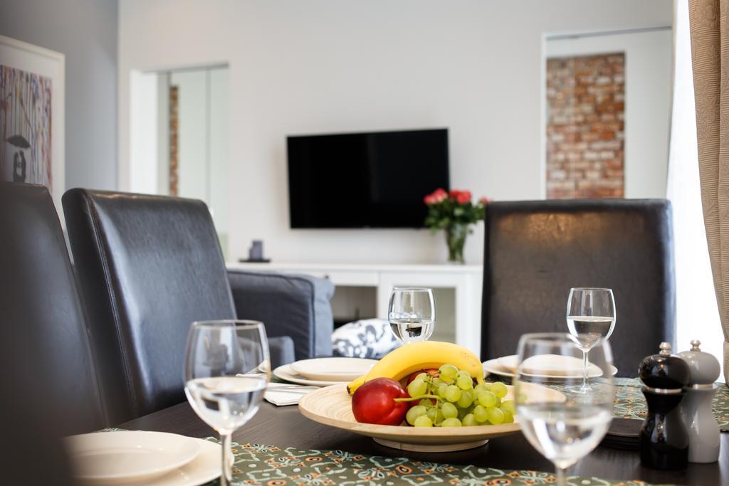 Apartamenty Sienkiewicza - Bezplatny Parking, Centrum, Park, Fv 凯尔采 外观 照片