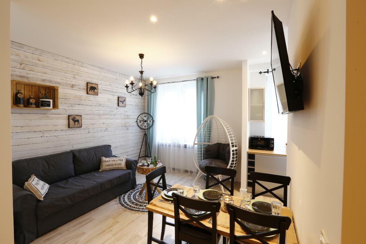 Apartamenty Sienkiewicza - Bezplatny Parking, Centrum, Park, Fv 凯尔采 外观 照片