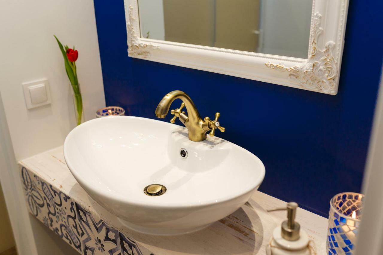 Apartamenty Sienkiewicza - Bezplatny Parking, Centrum, Park, Fv 凯尔采 外观 照片