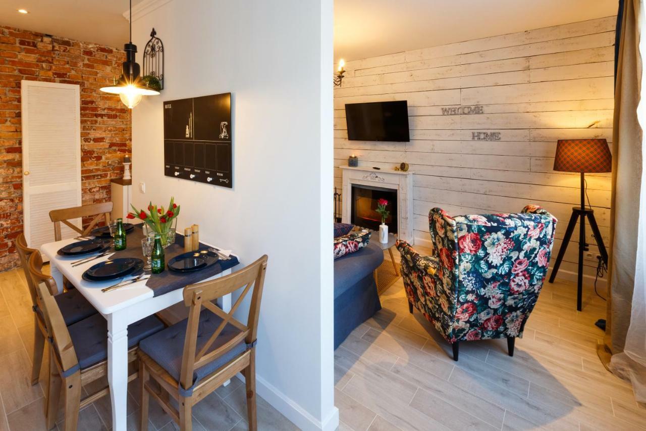 Apartamenty Sienkiewicza - Bezplatny Parking, Centrum, Park, Fv 凯尔采 外观 照片